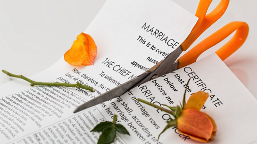 Finding the Best Divorce Lawyer Near Me